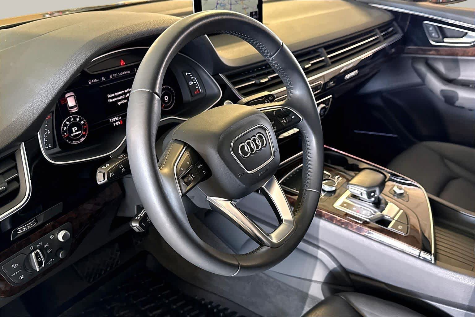 Used 2018 Audi Q7 3.0T Prestige AWD/4WD image 16