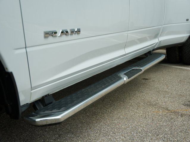Used 2022 RAM 3500 Big Horn image 26