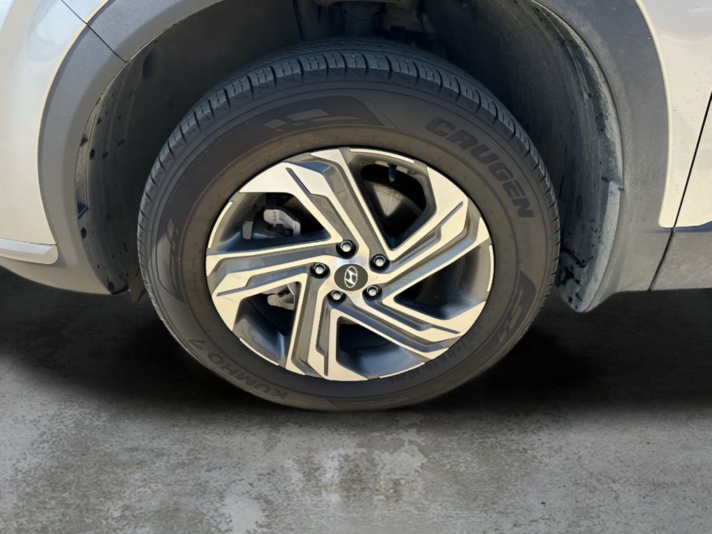 Used 2023 Hyundai Santa Fe SEL image 31