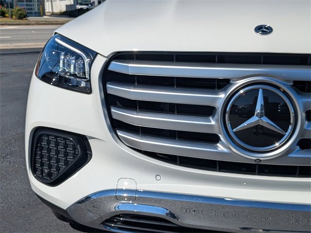 Used 2024 Mercedes-Benz GLS 450 4MATIC image 11