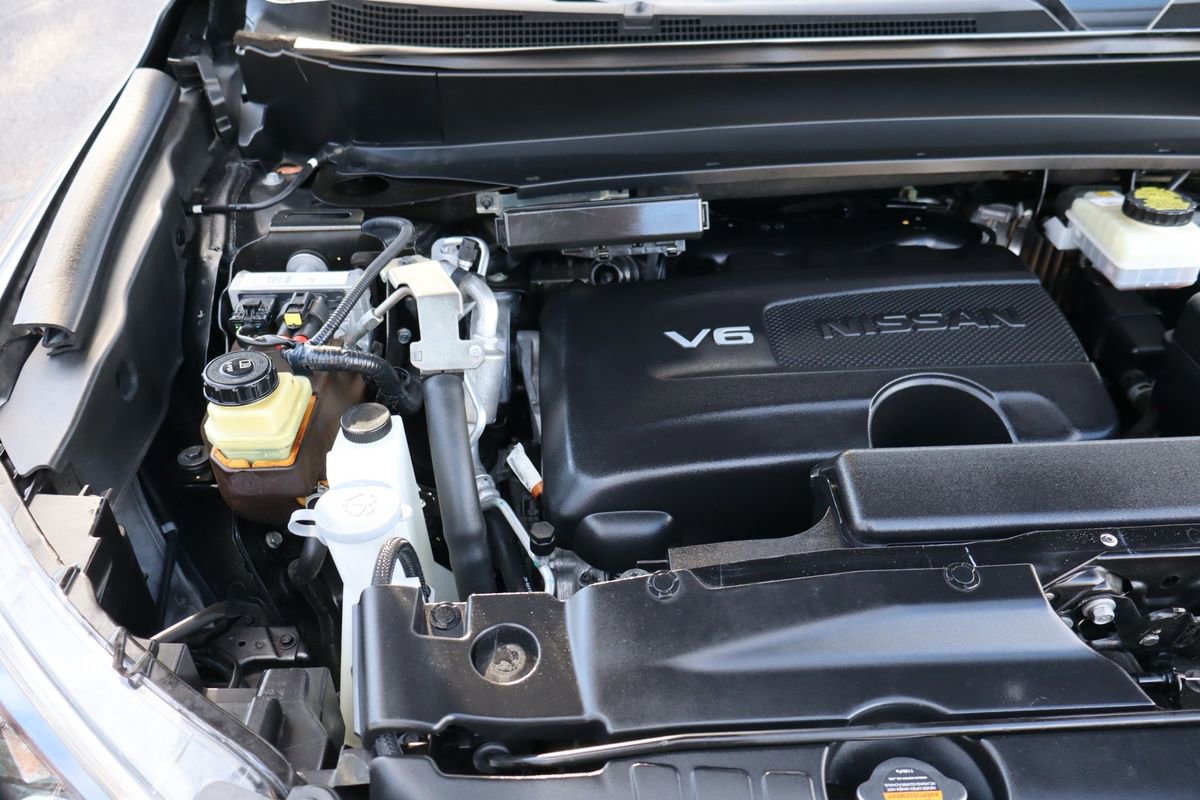 Used 2019 Nissan Pathfinder SL AWD/4WD image 40