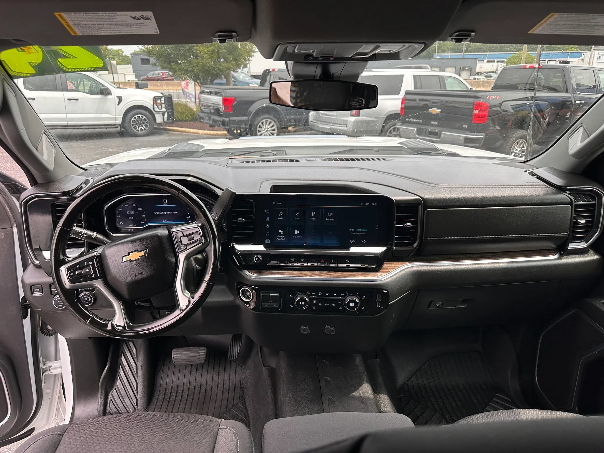 Used 2024 Chevrolet Silverado 2500 LT AWD/4WD image 15