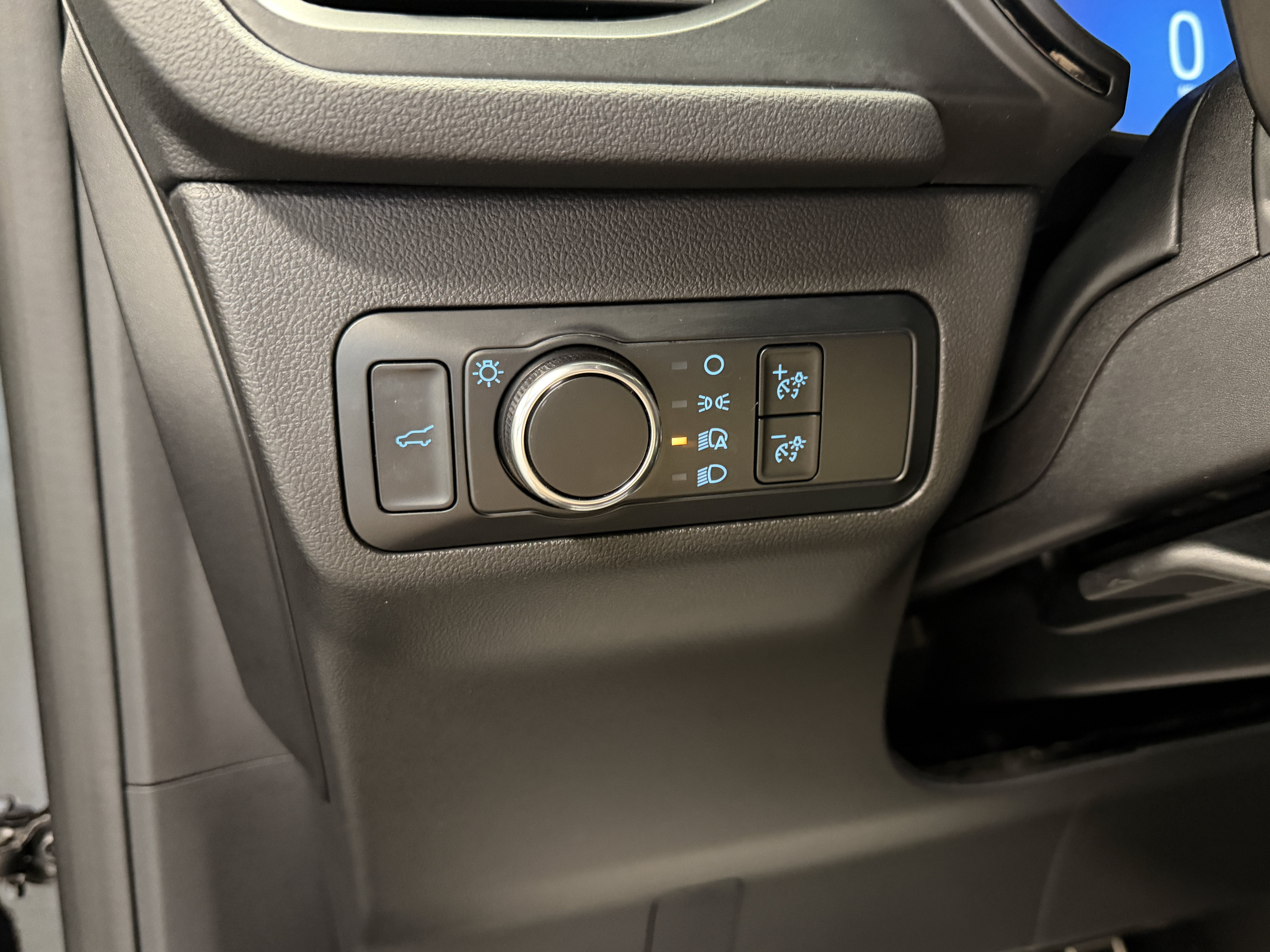 Used 2024 Ford Escape ST-Line w/ Tech Pack #1 AWD/4WD image 17