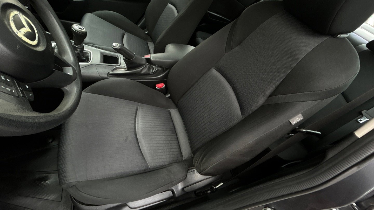 Used 2014 MAZDA MAZDA3 i Sport image 10
