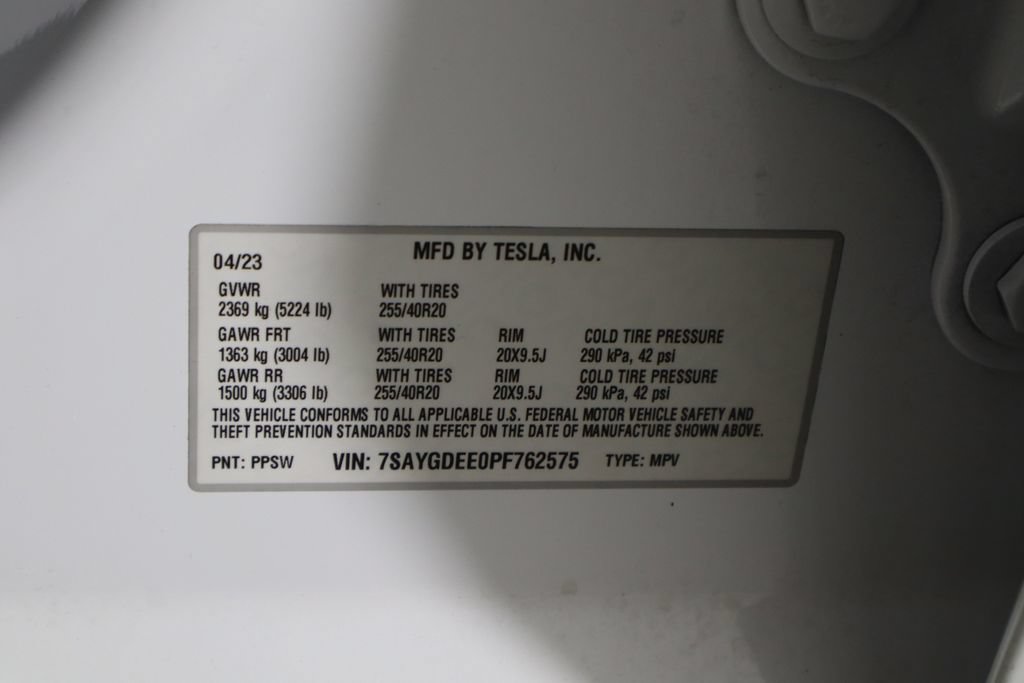Used 2023 Tesla Model Y Long Range AWD/4WD image 44