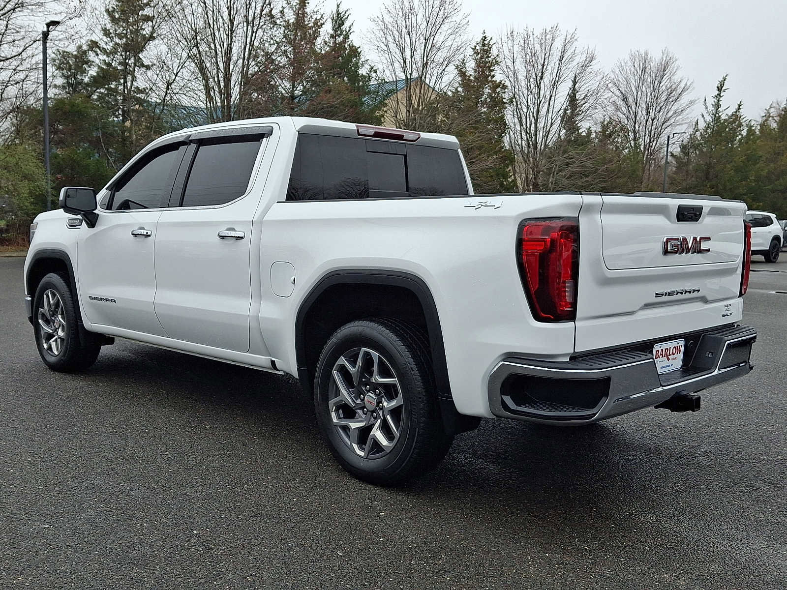 Certified 2022 GMC Sierra 1500 SLT w/ SLT Convenience Package image 4