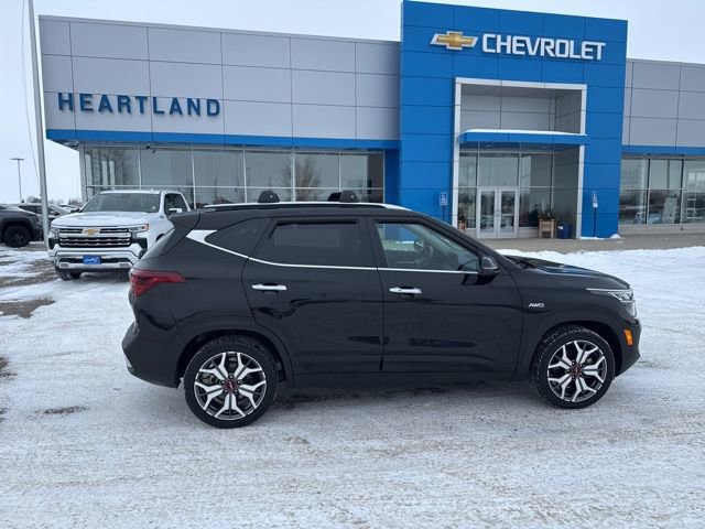 Used 2022 Kia Seltos SX image 5