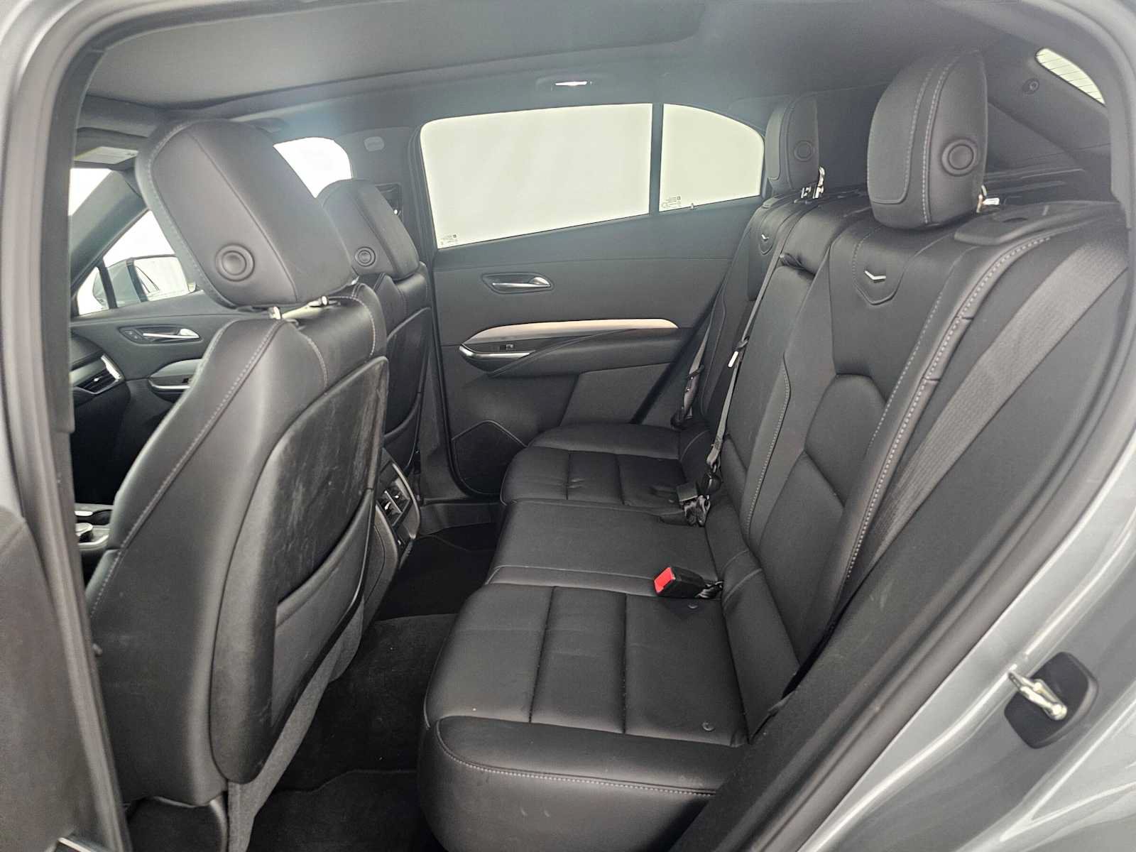 Used 2023 Cadillac XT4 Premium Luxury FWD image 16