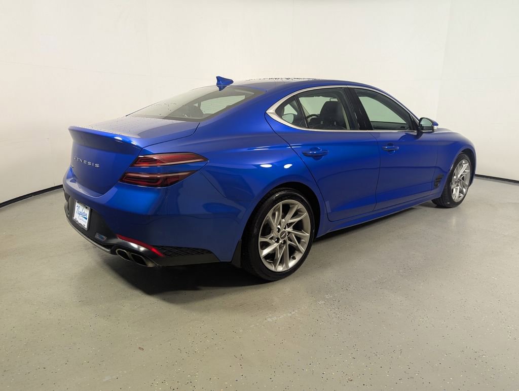 Used 2022 Genesis G70 2.0T RWD image 8