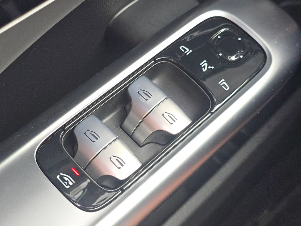 Used 2026 Mercedes-Benz C 43 AMG 4MATIC Sedan image 28