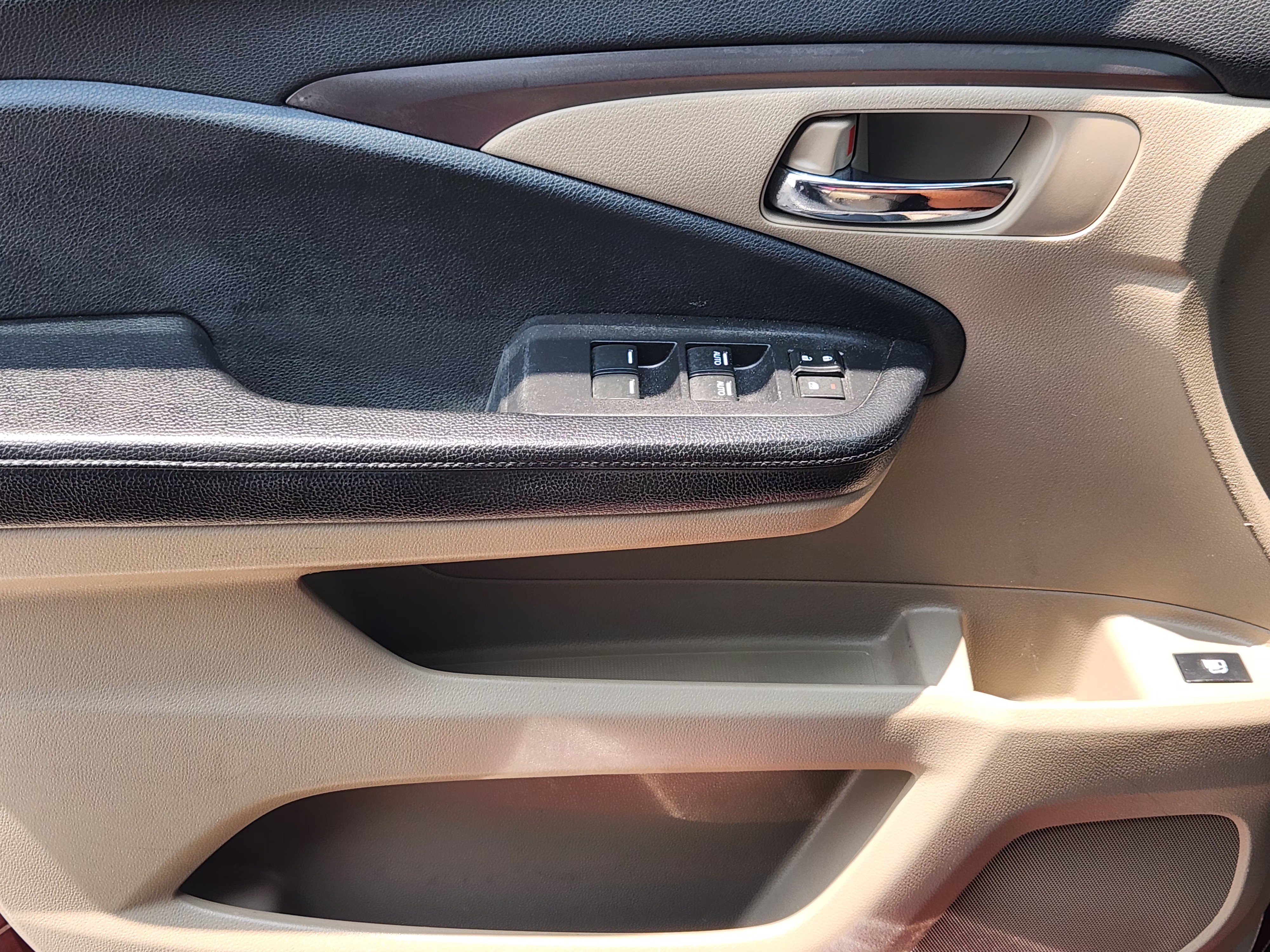 Used 2018 Honda Pilot LX image 22