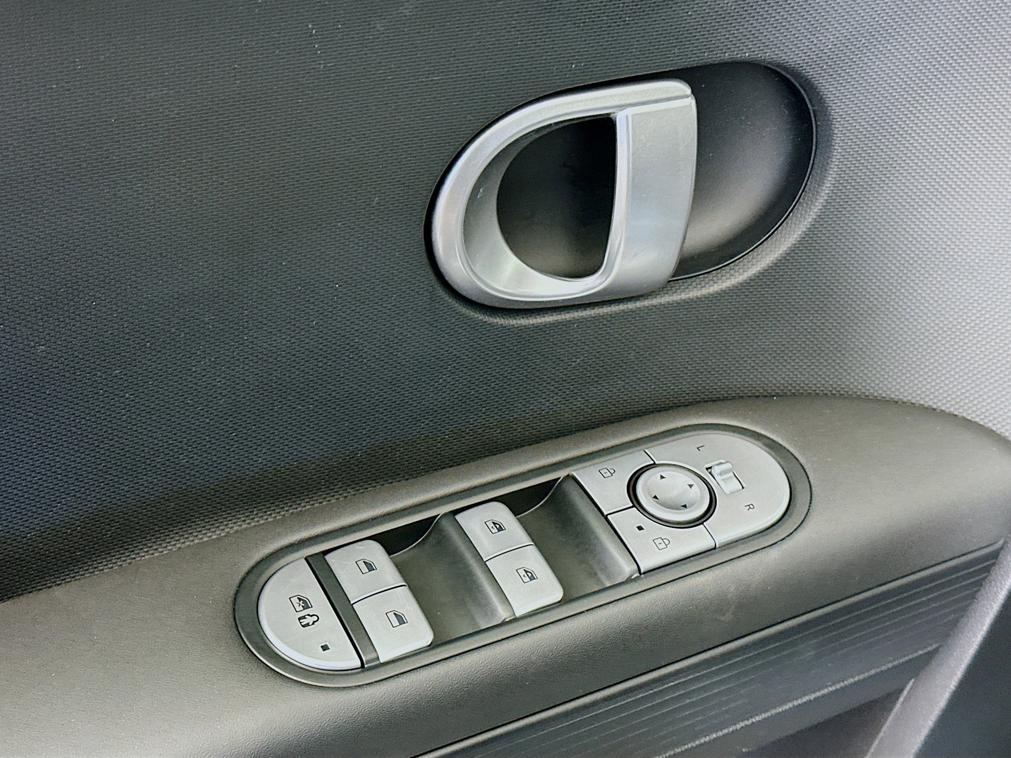 Used 2024 Hyundai Ioniq 5 SEL RWD image 15