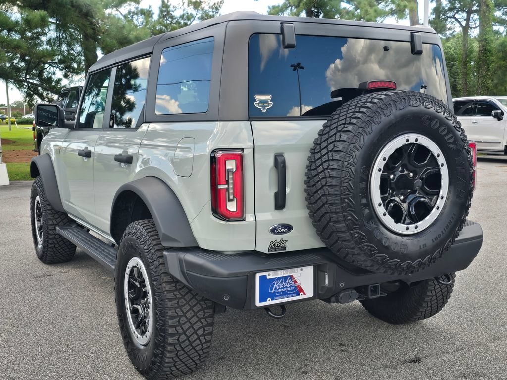 Used 2024 Ford Bronco Badlands AWD/4WD image 3