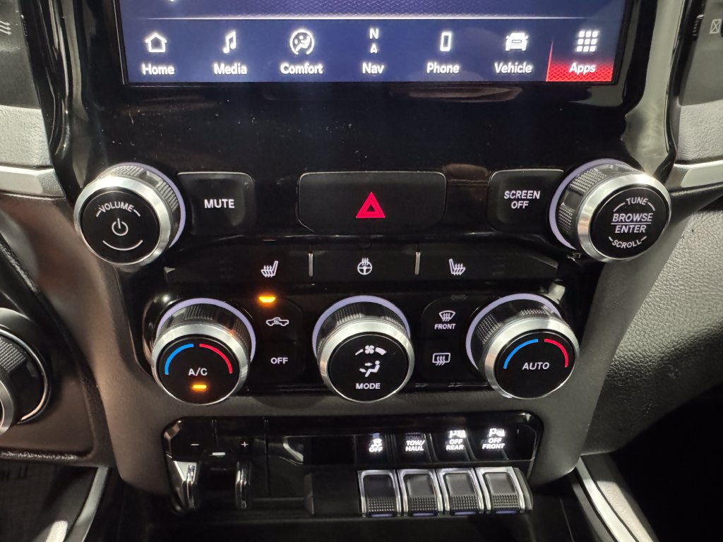 Used 2022 RAM 1500 Big Horn AWD/4WD image 34