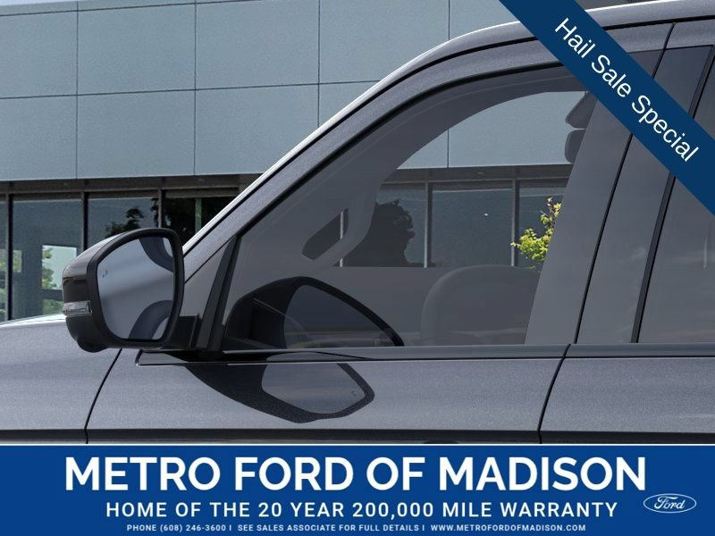 New 2025 Ford Expedition Platinum w/ Stealth Performance Package AWD/4WD image 21