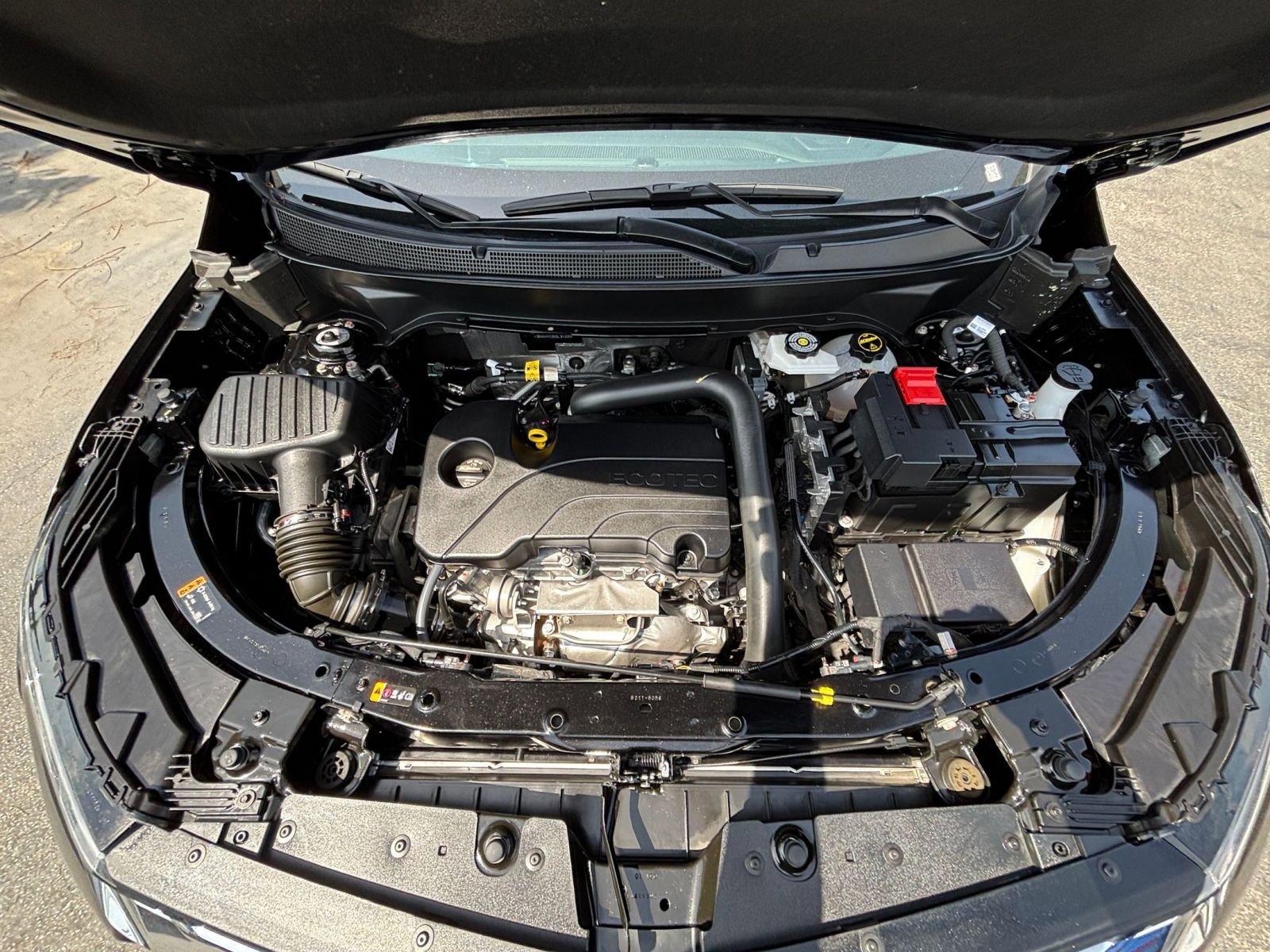 Used 2025 Chevrolet Equinox LT FWD image 32