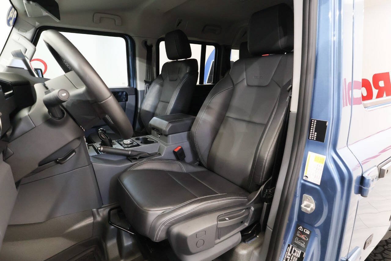 Used 2024 INEOS Grenadier AWD/4WD image 12