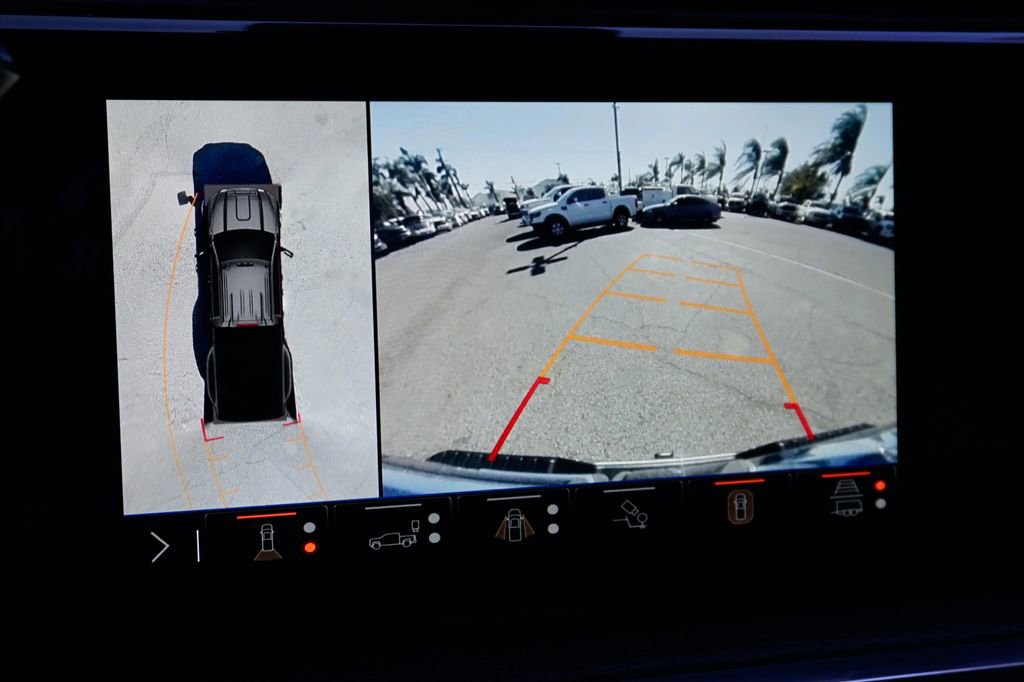 Used 2024 GMC Sierra 3500 Denali w/ Denali Reserve Package image 33