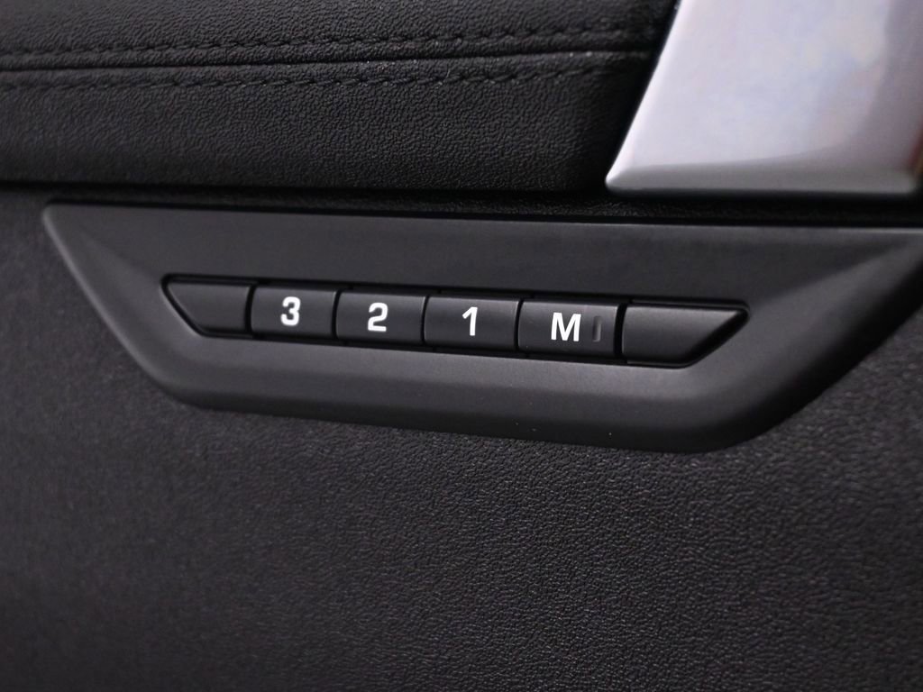 Used 2022 Land Rover Discovery Sport SE image 43