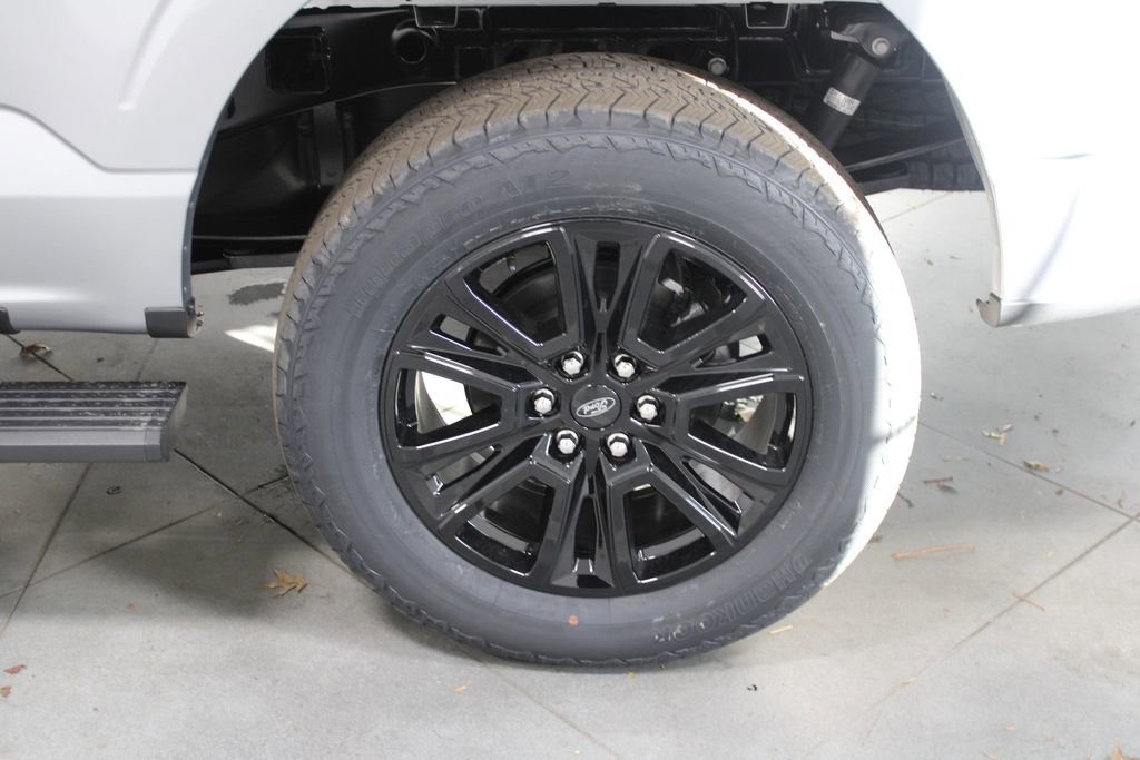 New 2025 Ford F150 Platinum w/ FX4 Off-Road Package image 18