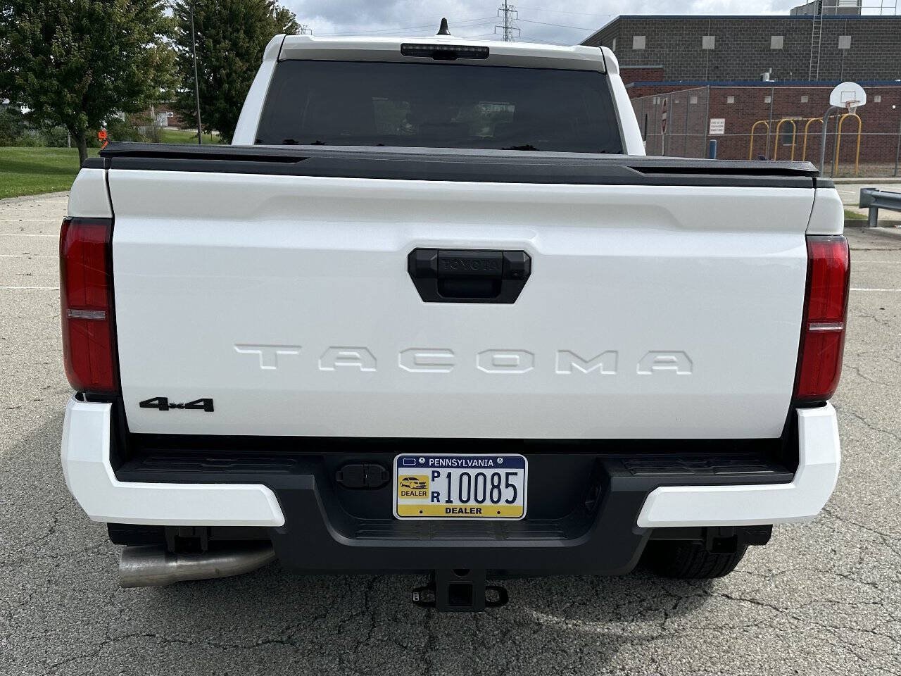 Used 2026 Toyota Tacoma TRD Sport AWD/4WD image 2