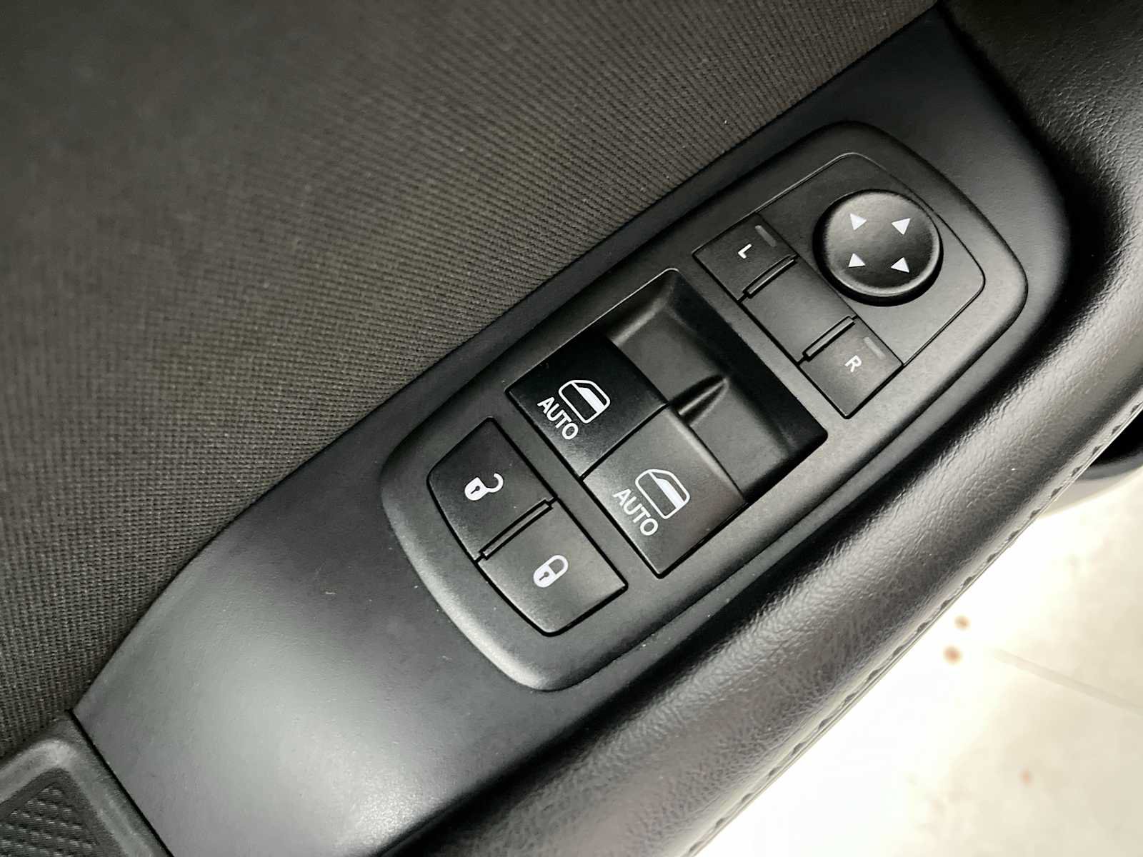 Used 2018 Dodge Challenger SXT w/ Blacktop Package RWD image 21