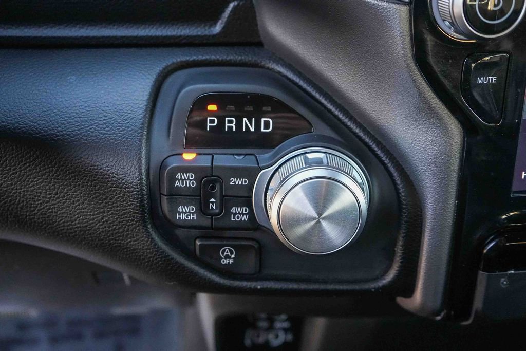 Used 2025 RAM 1500 Laramie image 20