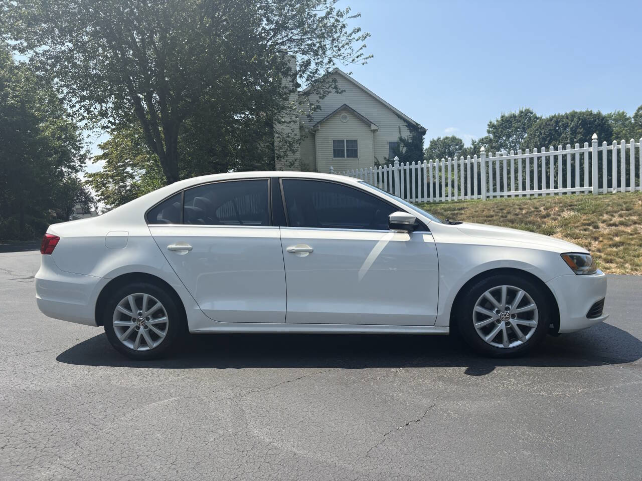 Used 2014 Volkswagen Jetta SE image 4