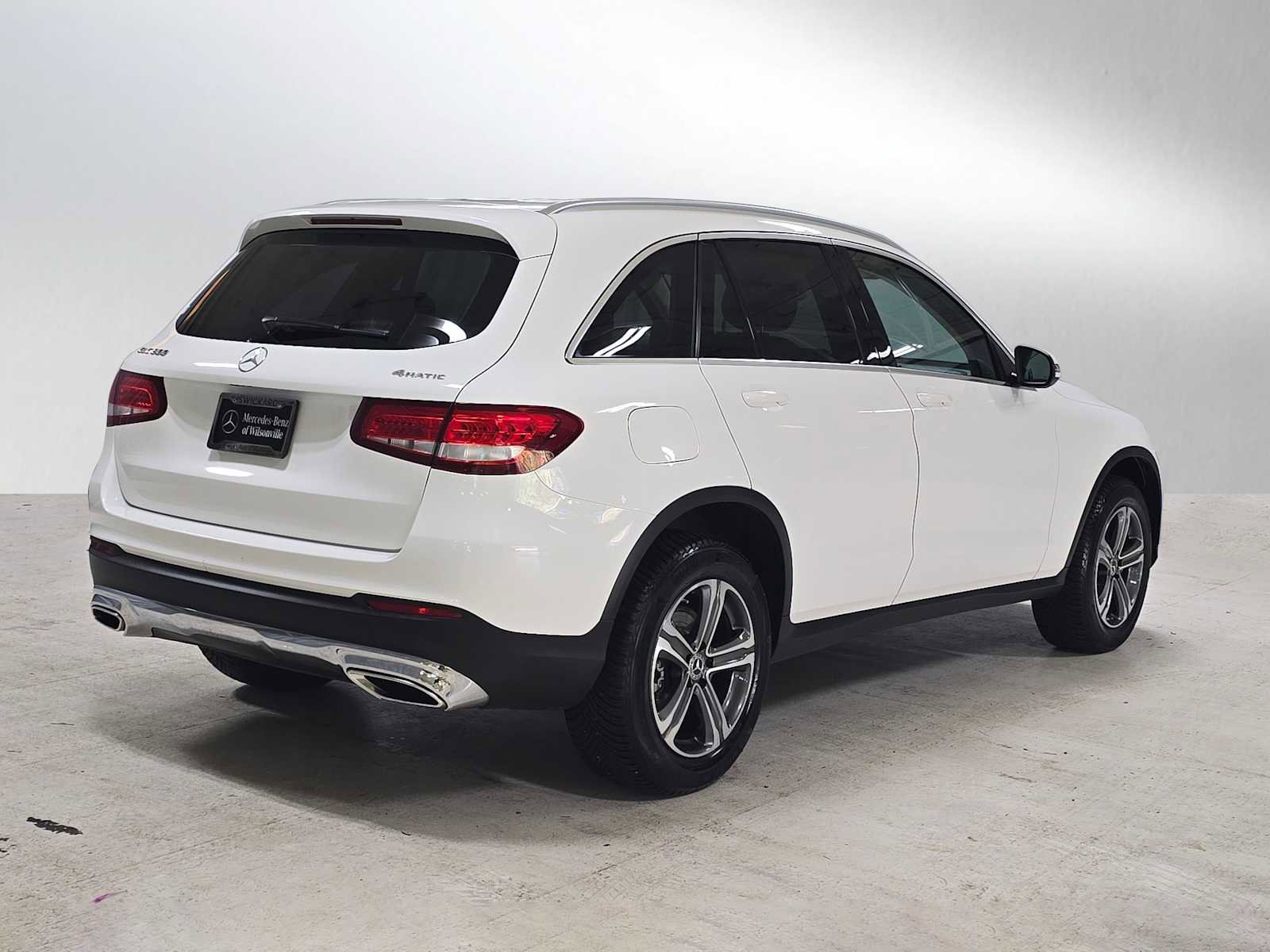 Used 2019 Mercedes-Benz GLC 300 4MATIC image 3