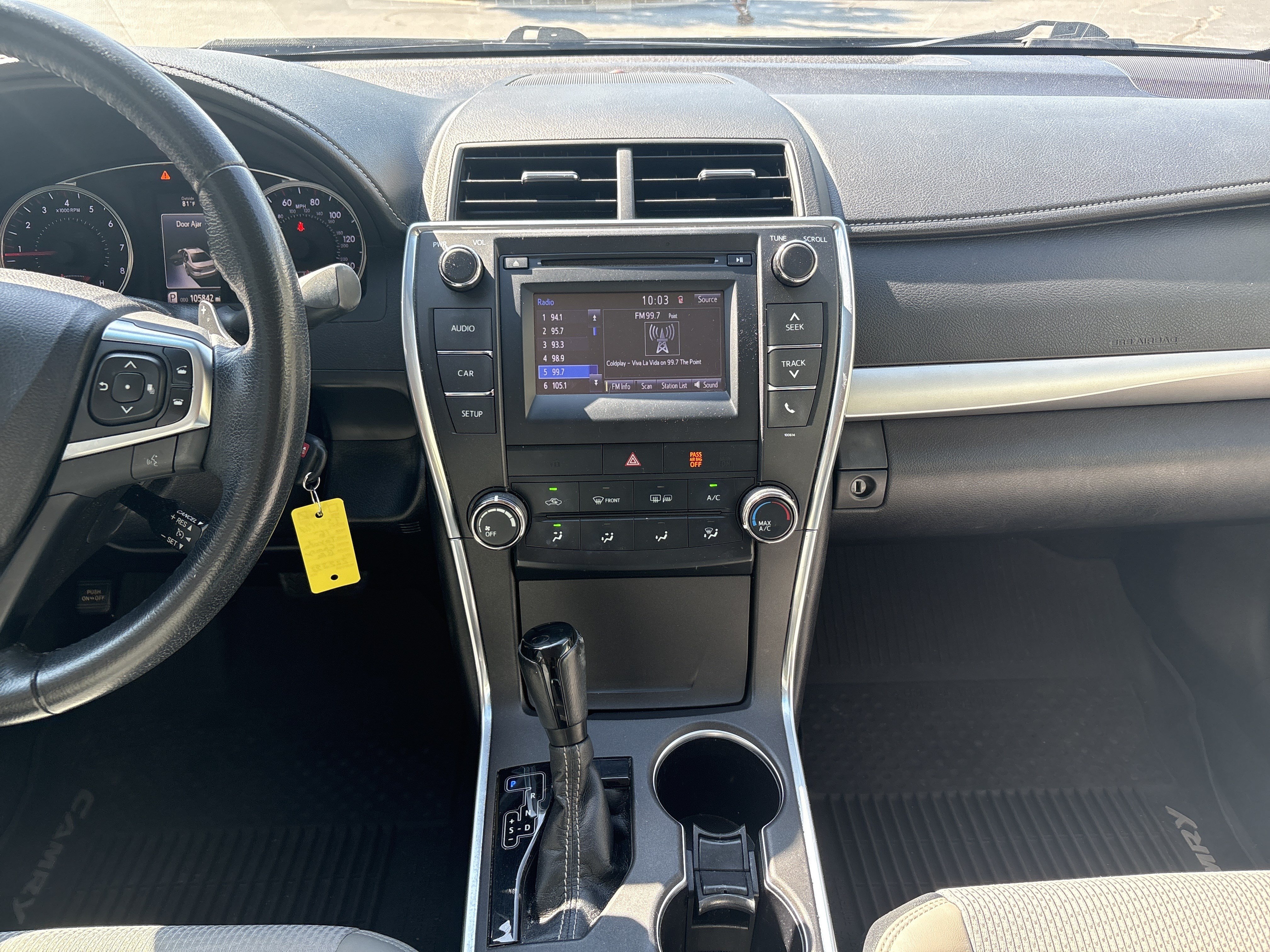 Used 2016 Toyota Camry SE FWD image 29
