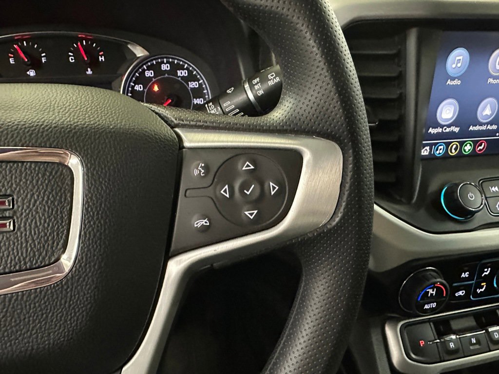 Certified 2023 GMC Acadia SLE w/ Driver Convenience Package image 12