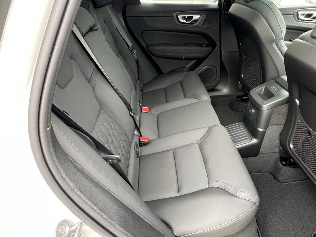 New 2026 Volvo XC60 T8 Core w/ Climate Package AWD/4WD image 11