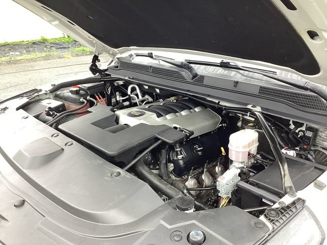 Used 2020 Cadillac Escalade Luxury AWD/4WD image 19