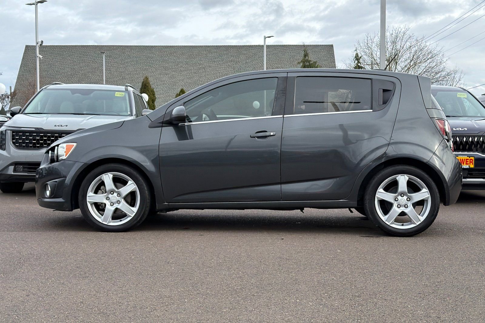 Used 2016 Chevrolet Sonic LT w/ Appearance Package image 7