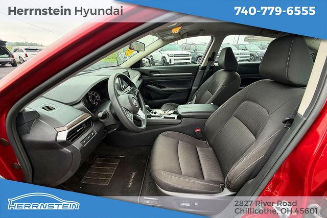 Used 2023 Nissan Altima 2.5 SV FWD image 23