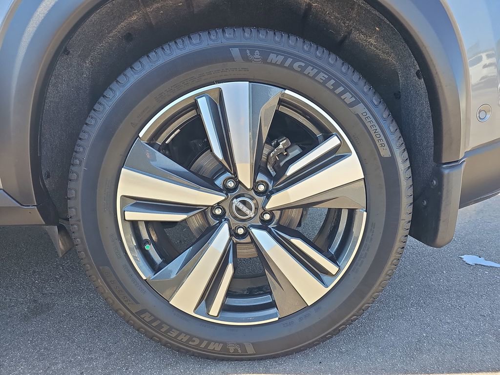 Used 2023 Nissan Rogue SL w/ SL Premium Package image 37