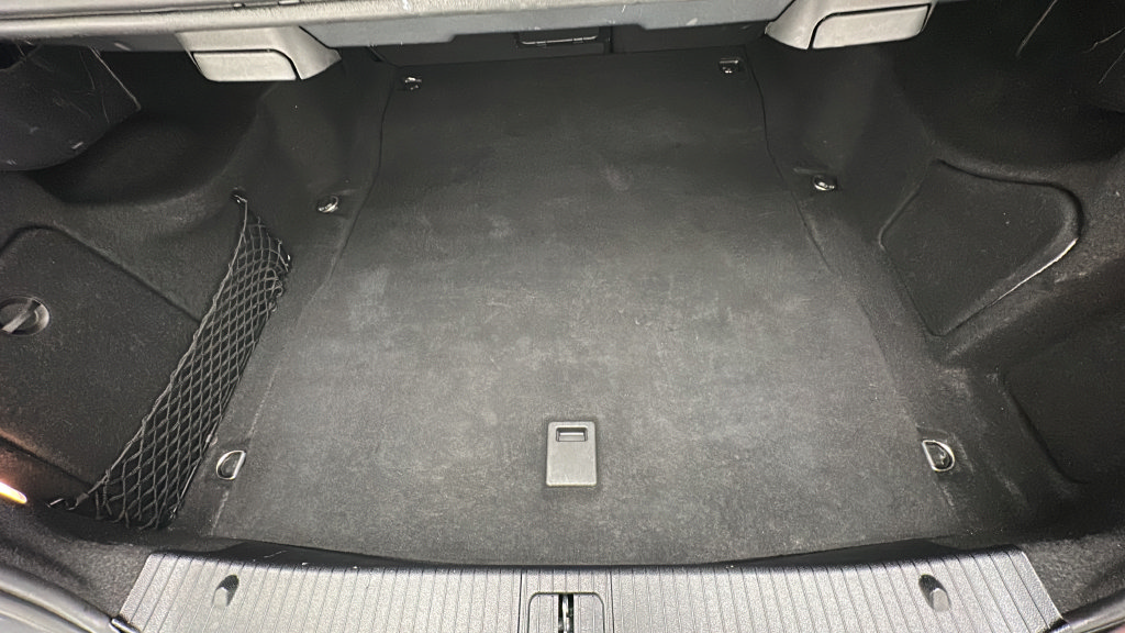 Used 2016 Mercedes-Benz E 350 4MATIC Sedan image 26