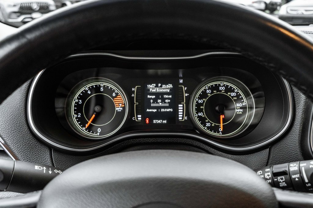 Used 2021 Jeep Cherokee Latitude Plus image 14