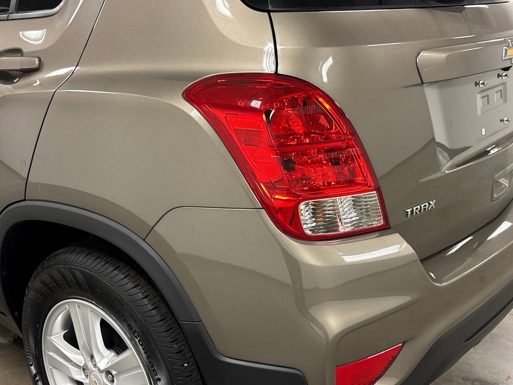 Certified 2020 Chevrolet Trax LS w/ Tint and Cruise Package image 15
