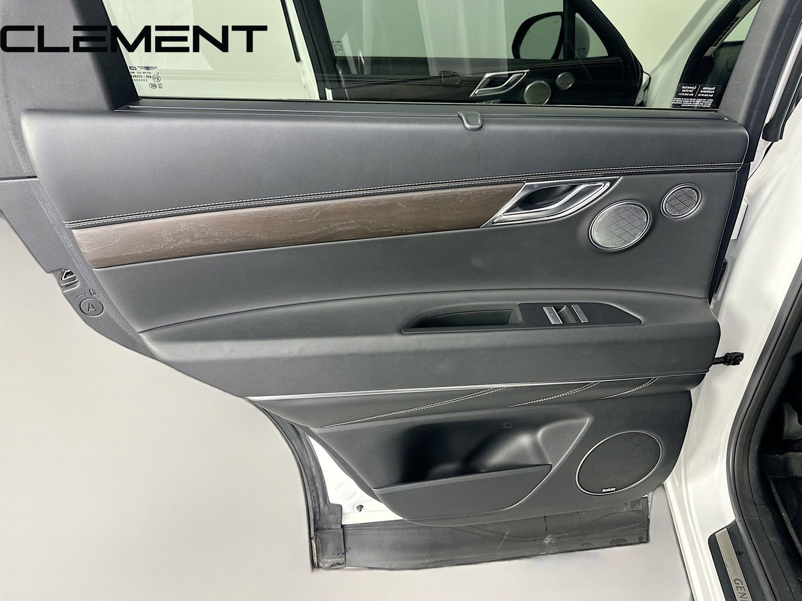 Used 2021 Genesis GV80 3.5T w/ Advanced Package 06 image 32