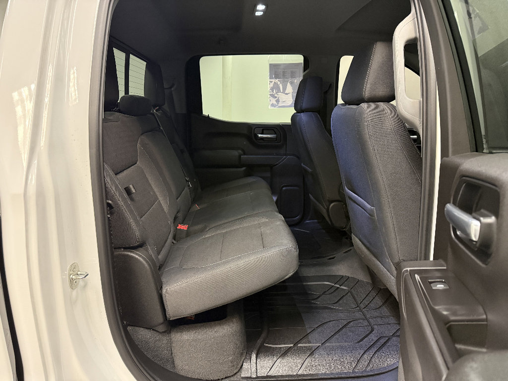 Used 2019 Chevrolet Silverado 1500 LT w/ All-Star Edition AWD/4WD image 17