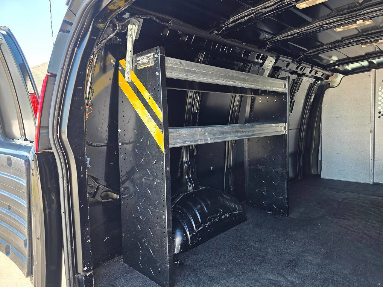 Used 2023 GMC Savana 3500 Extended w/ Driver Convenience Package image 13