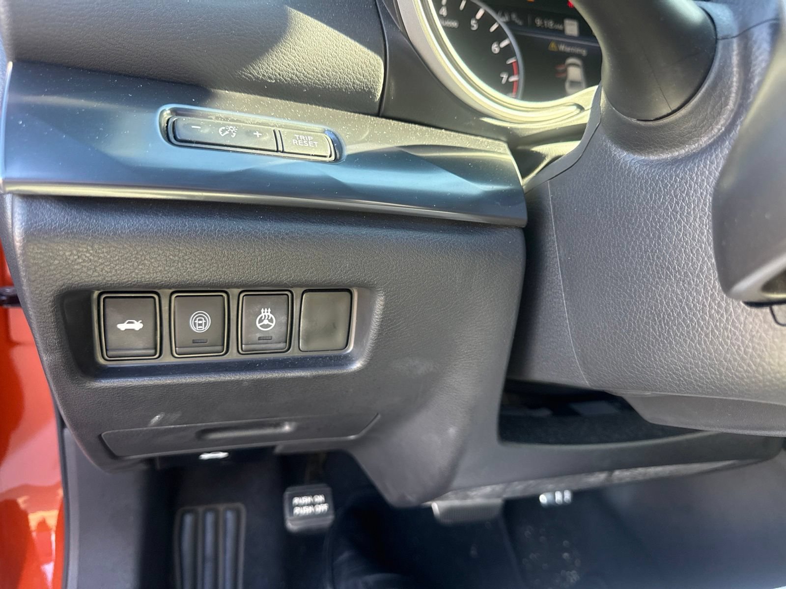 Used 2022 Nissan Maxima SR w/ Sport Mat Group FWD image 19