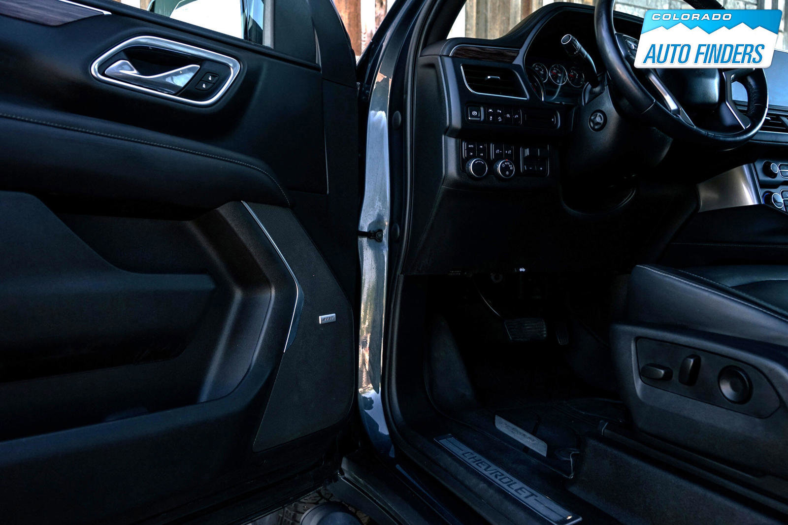 Used 2021 Chevrolet Tahoe Z71 w/ Z71 Signature Package image 9