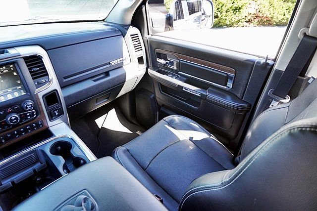 Used 2017 RAM 3500 Laramie w/ Convenience Group image 26