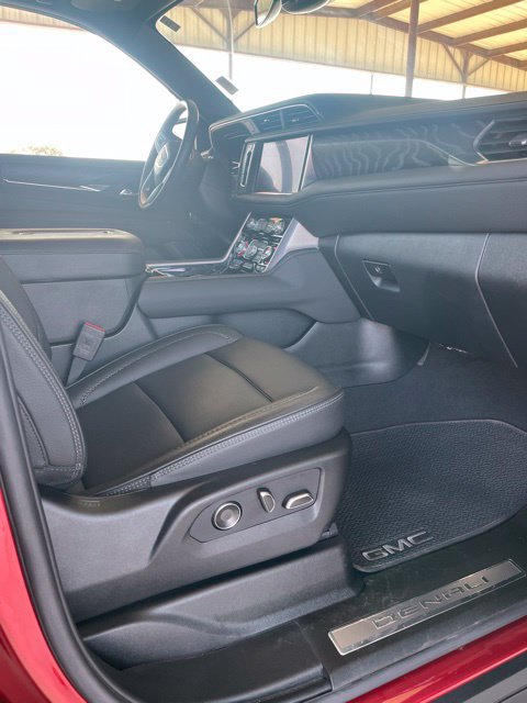 Used 2024 GMC Yukon Denali w/ Max Trailering Package AWD/4WD image 13