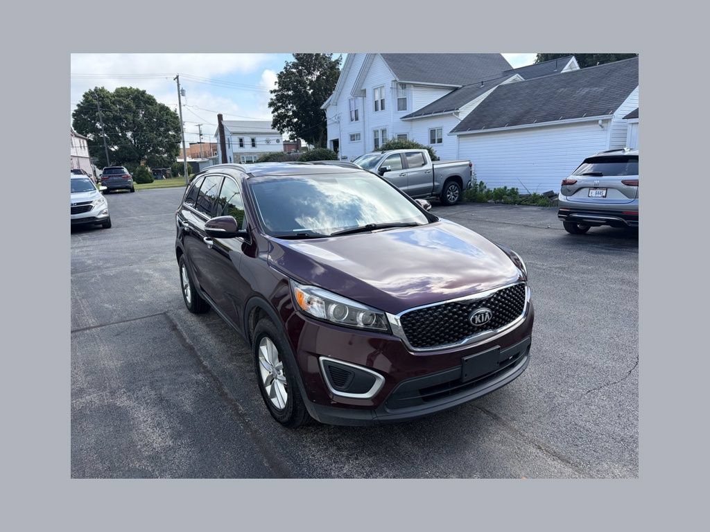 Used 2017 Kia Sorento FWD w/ LX Convenience Package image 1