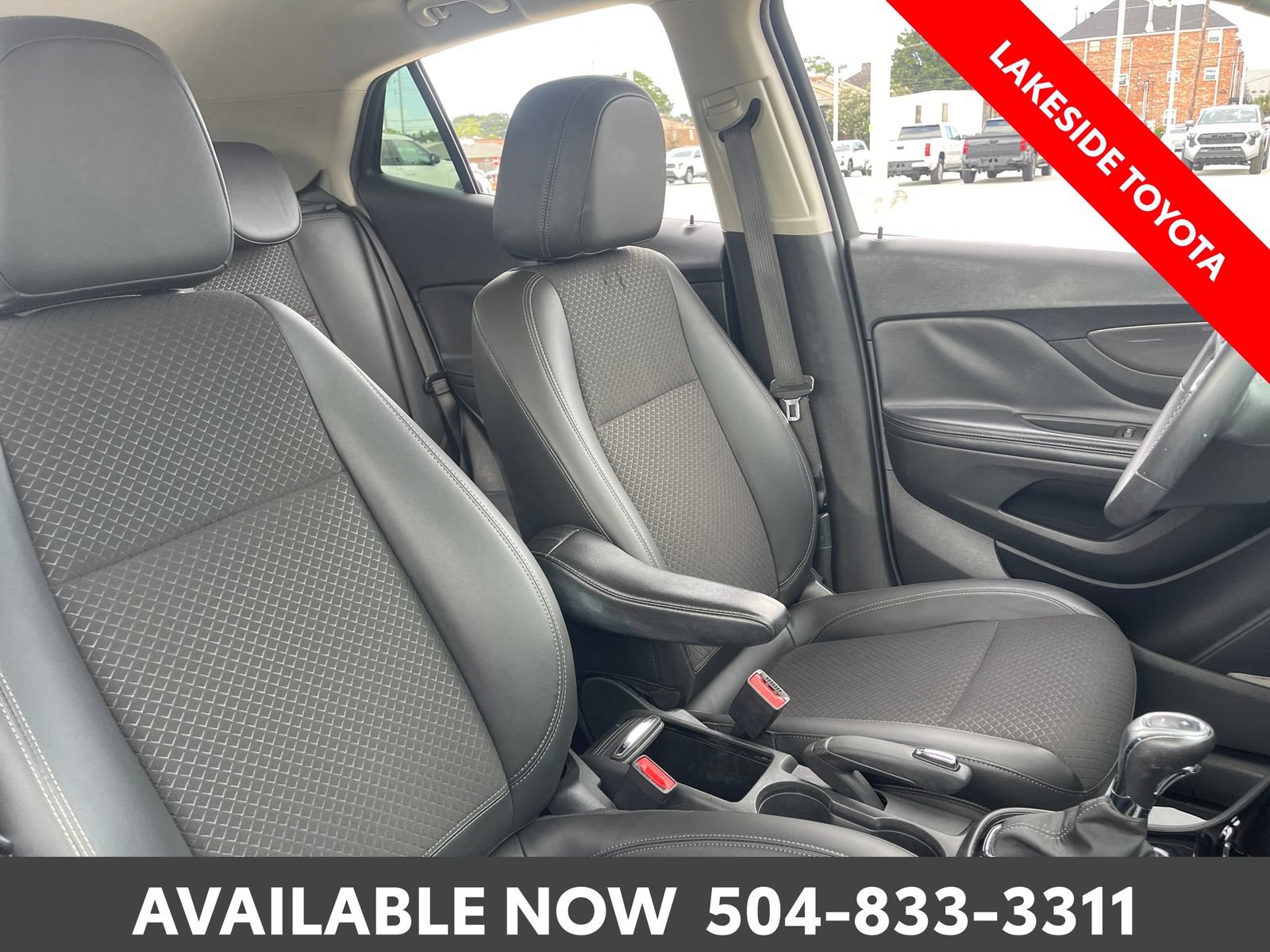 Used 2022 Buick Encore Preferred AWD/4WD image 14