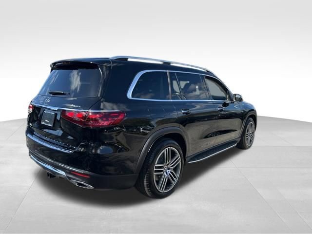 Certified 2026 Mercedes-Benz GLS 450 4MATIC image 7