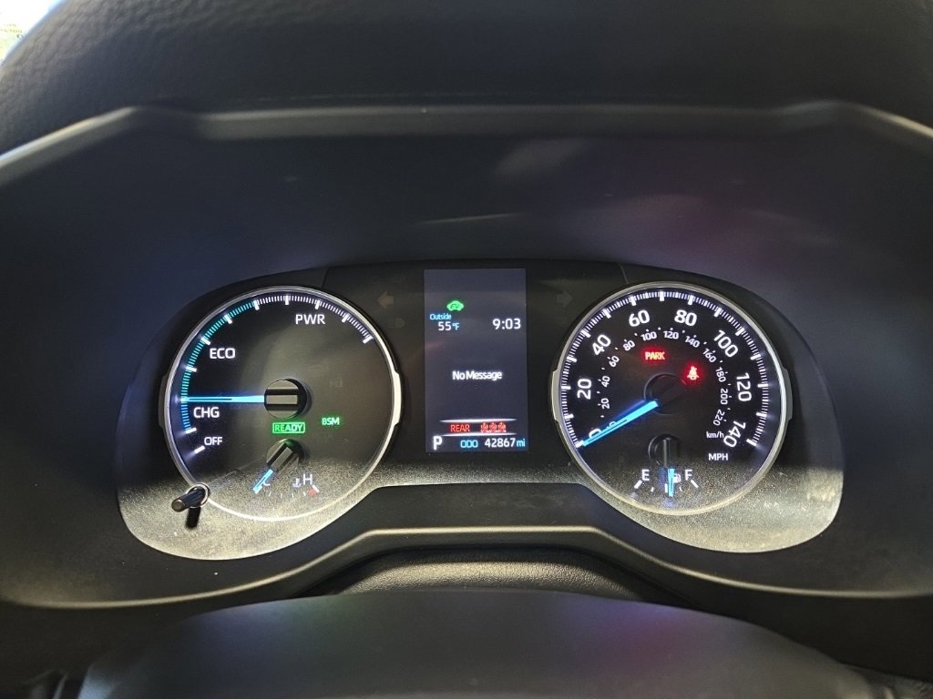 Used 2022 Toyota RAV4 XLE Premium image 23